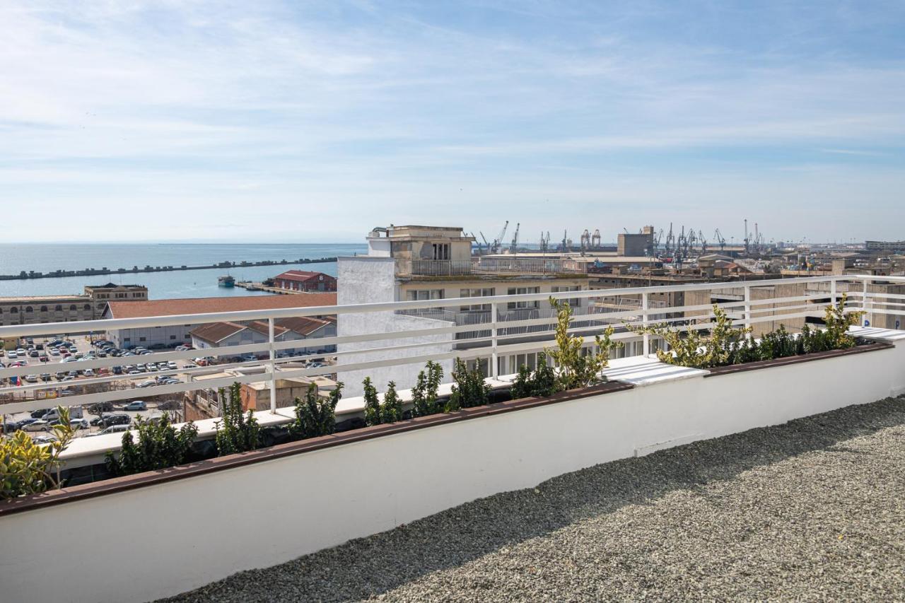 Port De L'Eau Roof Garden Apartment Tesalonika Bagian luar foto
